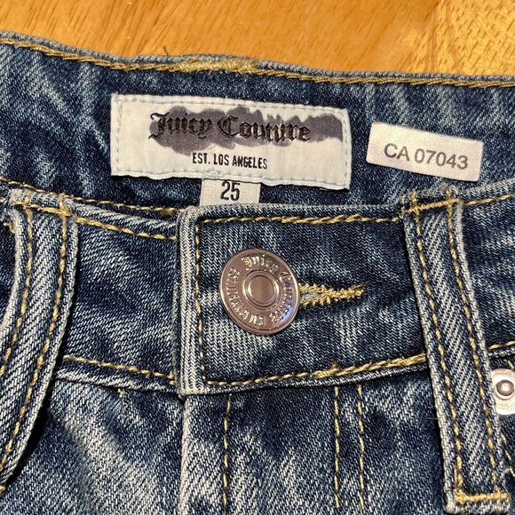 Juicy Couture Bell Bottom Jeans sz 25 - Picture 3 of 5